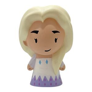 Disney's Frozen 2 Elsa Figure Toy Plastic Multicolor 3.5 Inch Tall
